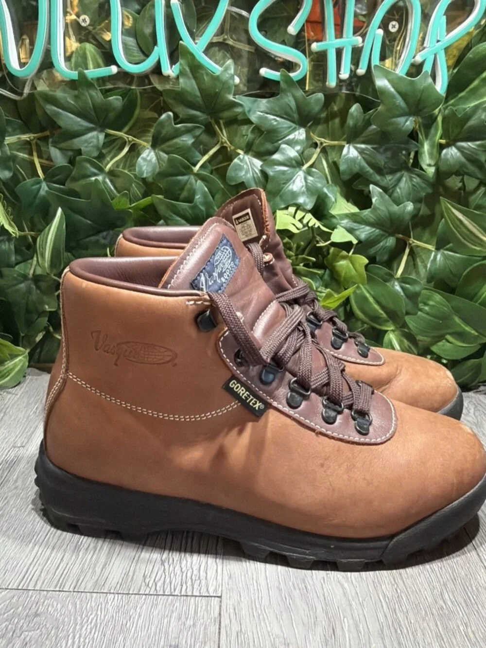 VTG Vasque SKYWALK Sundowner Boots Men 8 Wide Leather Gore Tex Made in Italy 90s